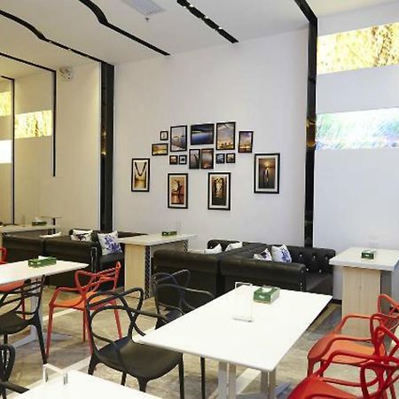 Lavande Hotel Zhuhai Gongbei Port Square Dış mekan fotoğraf