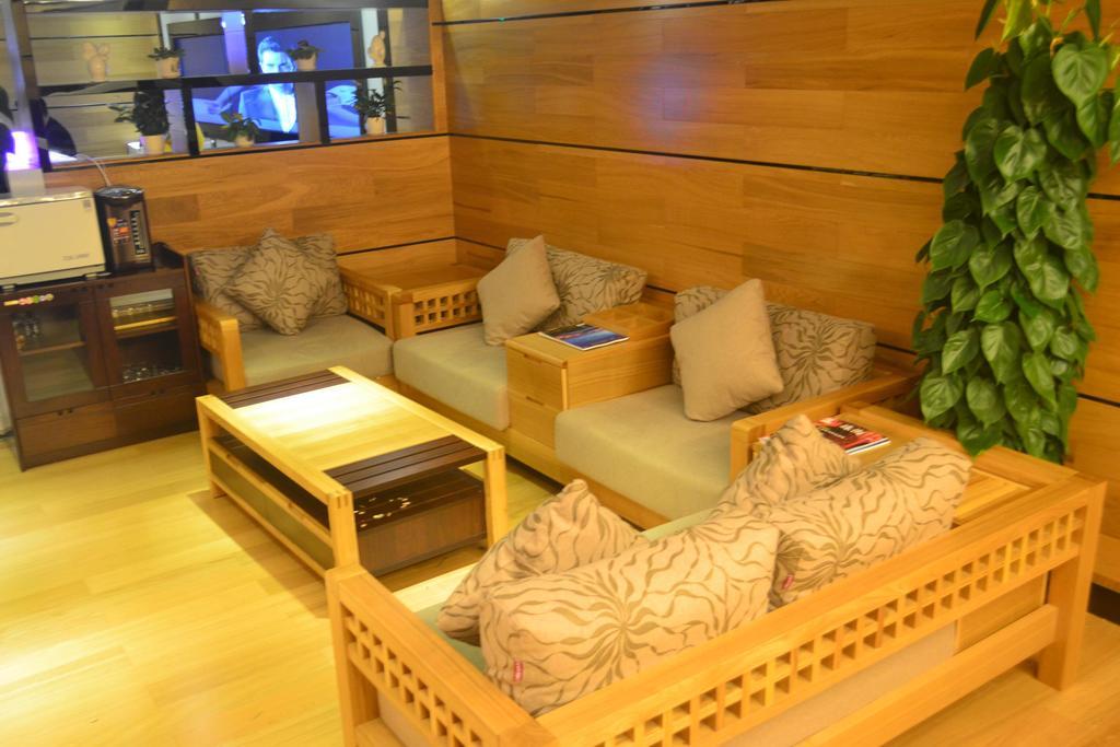 Lavande Hotel Zhuhai Gongbei Port Square Dış mekan fotoğraf