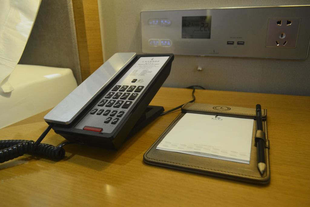 Lavande Hotel Zhuhai Gongbei Port Square Dış mekan fotoğraf