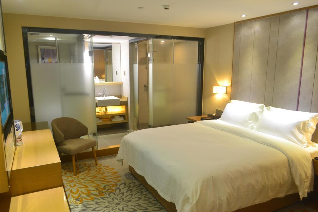 Lavande Hotel Zhuhai Gongbei Port Square Dış mekan fotoğraf