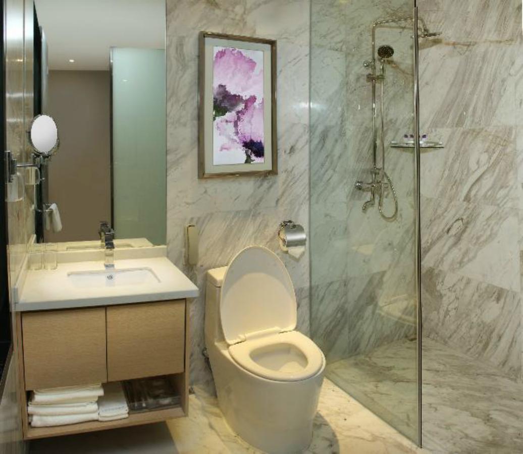 Lavande Hotel Zhuhai Gongbei Port Square Dış mekan fotoğraf