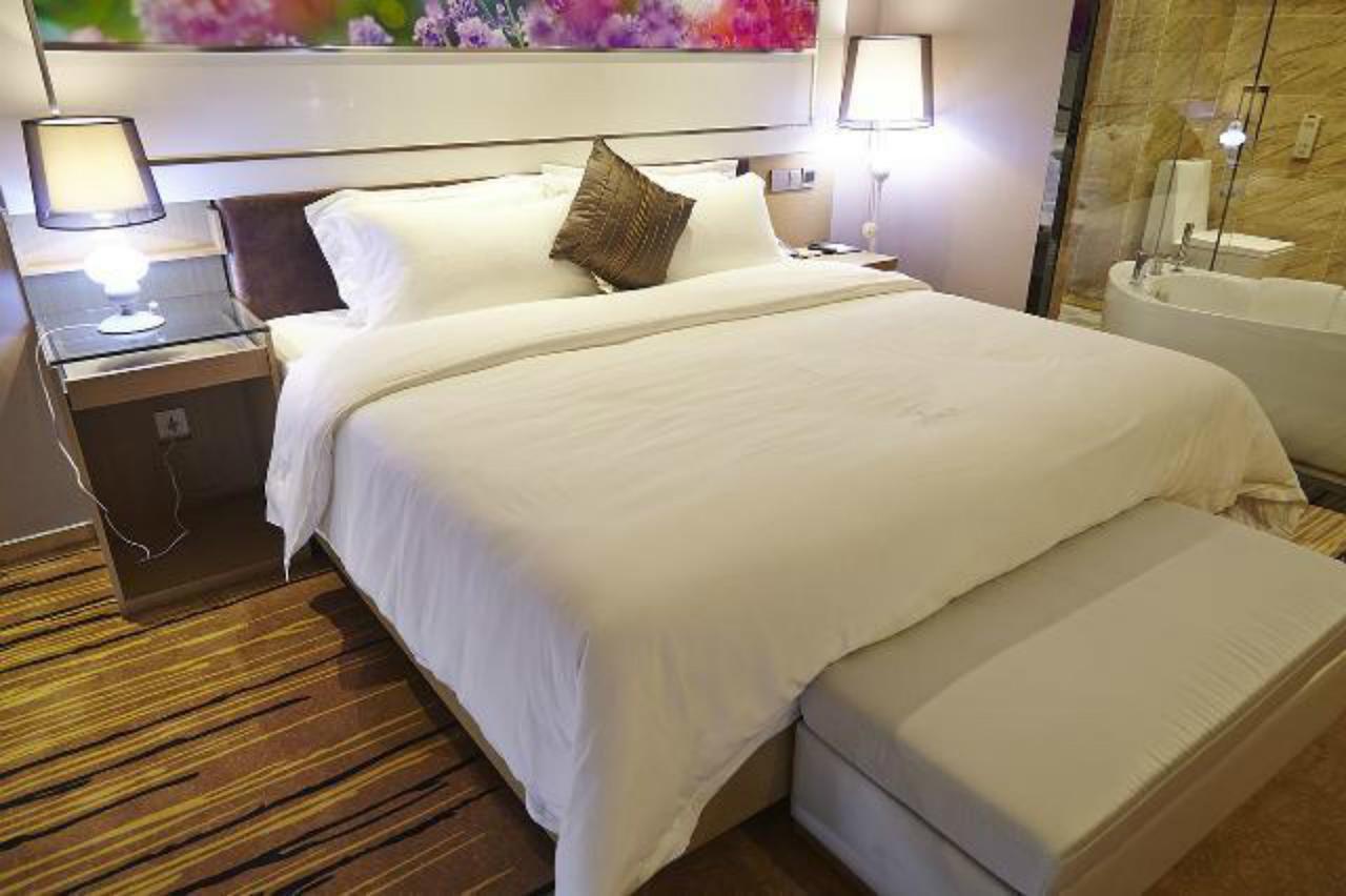 Lavande Hotel Zhuhai Gongbei Port Square Dış mekan fotoğraf