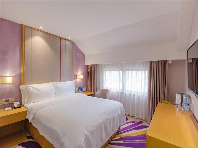 Lavande Hotel Zhuhai Gongbei Port Square Dış mekan fotoğraf